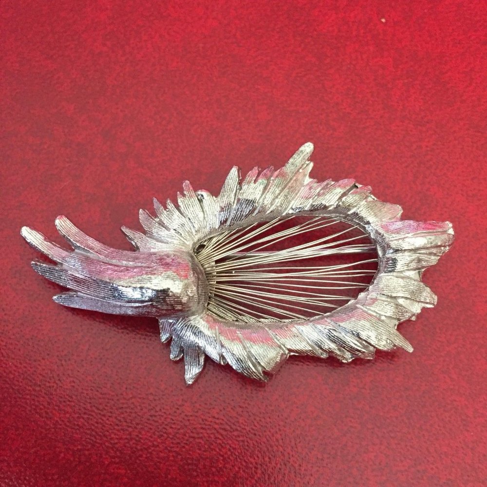 Vintage Brushed Silver Tone & Wire Abstract Brooch - Large Flower Leaf Modernist